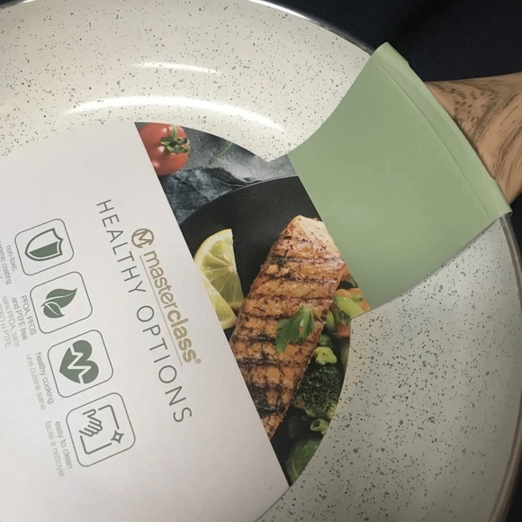 Masterclass HEALTHY OPTIONS 11”/28 Cm SKILLET Premium Cookware WHITE INDUCTION - Picture 4 of 5